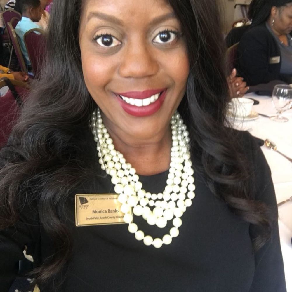 Meet your Posher, Monica